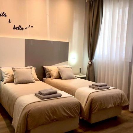 Room Sweet Room 2 ボローニャ エクステリア 写真